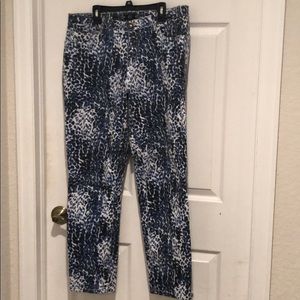 Tru luxe blue cheetah print straight leg jeans